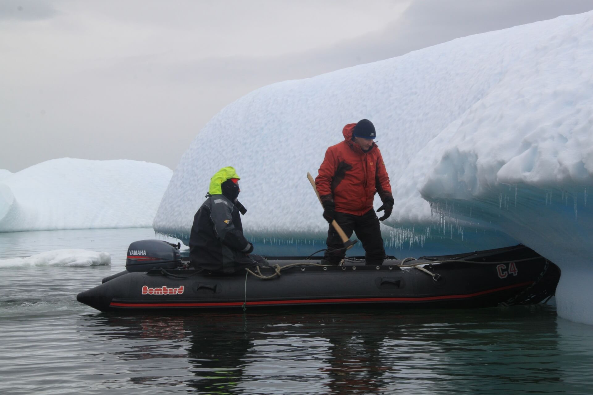 Driving a dinghy in Antarctica
